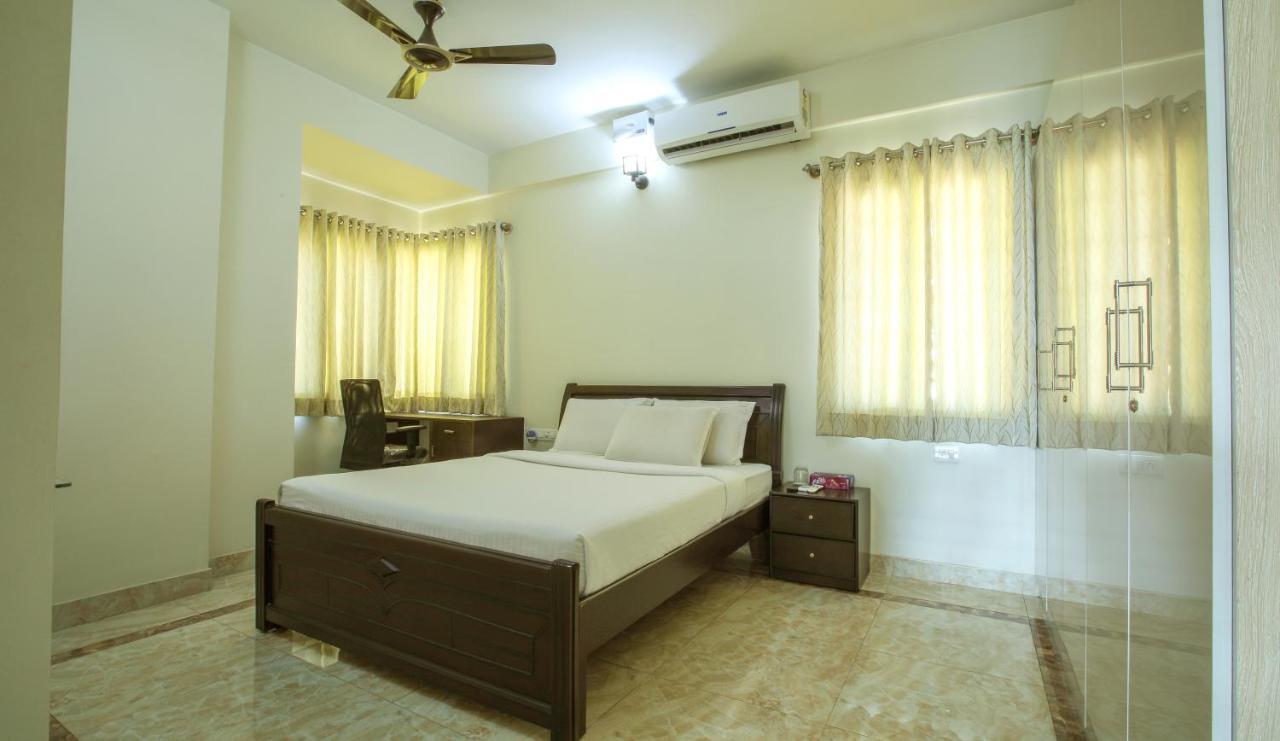 Falcon Suites Yelahanka New Town Bangalore Buitenkant foto